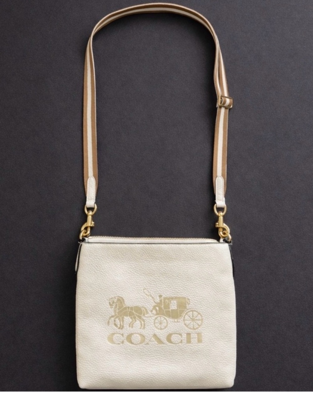 Coach Jes Slim Ivory with Horse and Carriage 1897 Crossbody